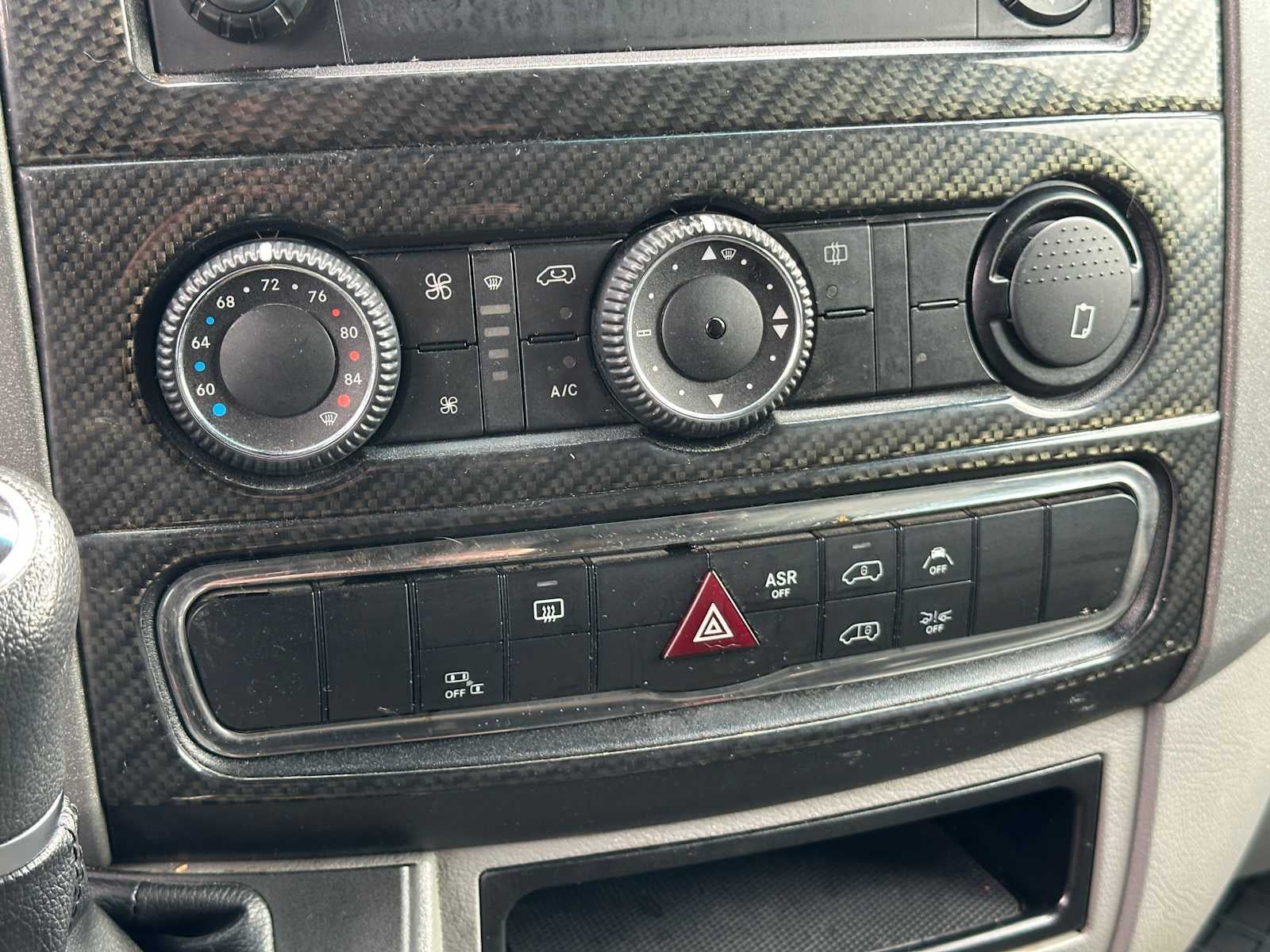 2018 Mercedes-Benz Sprinter Cargo Van 2500 Standard Roof V6 144" 4WD