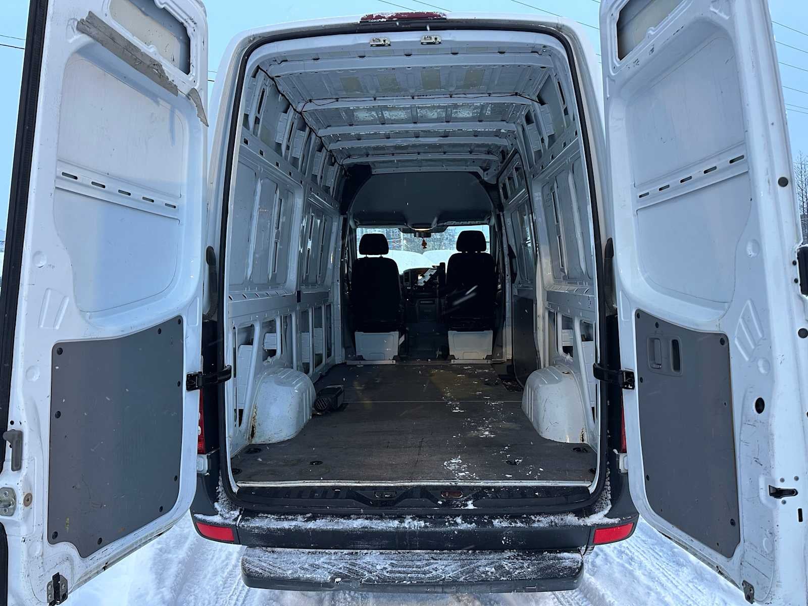 2015 Freightliner Sprinter Cargo Vans 4WD 2500 144"