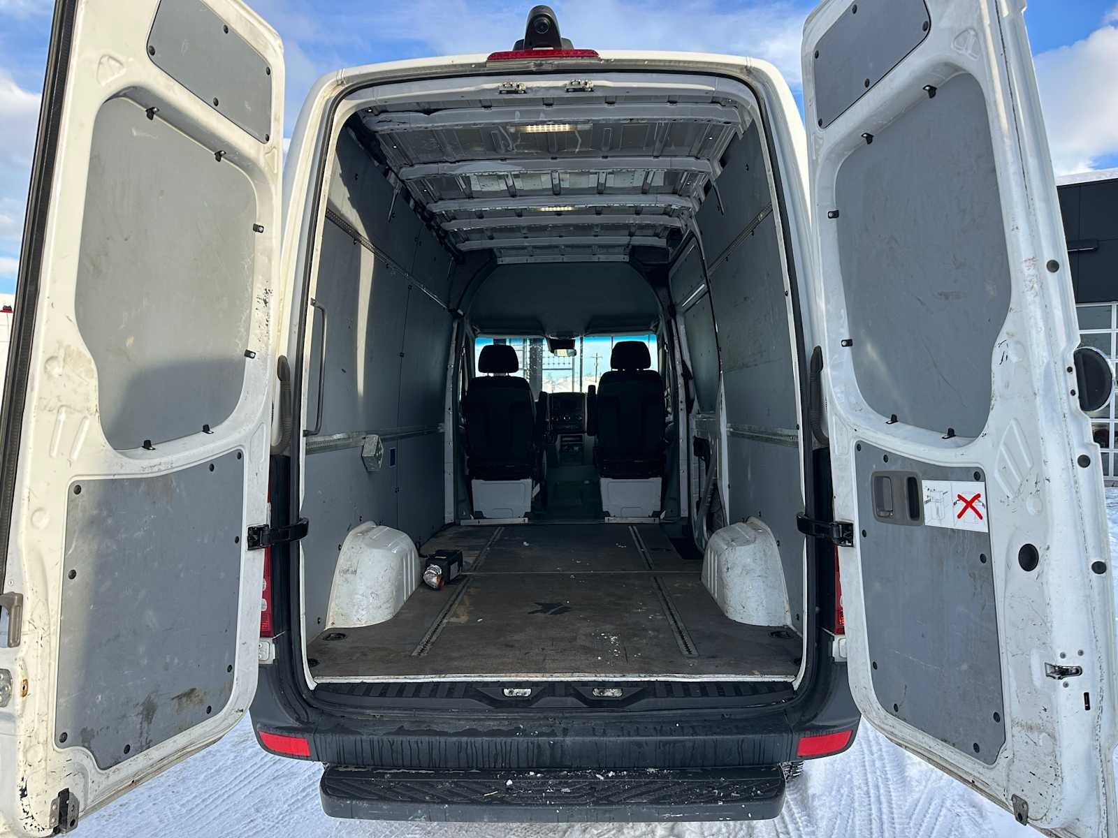 2016 Freightliner Sprinter Crew Vans 4WD 2500 144"