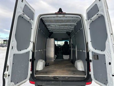 2016 Freightliner Sprinter Crew Vans 4WD 2500 144"
