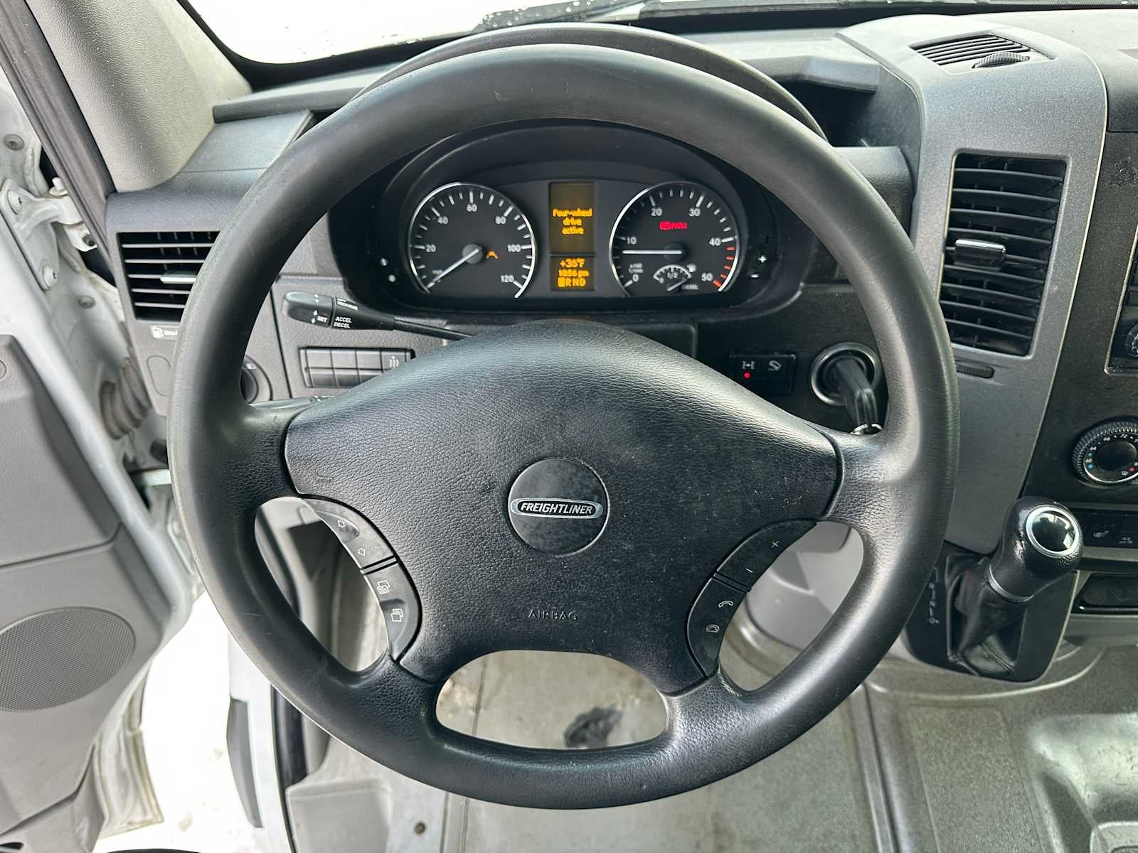 2016 Freightliner Sprinter Crew Vans 4WD 2500 144"