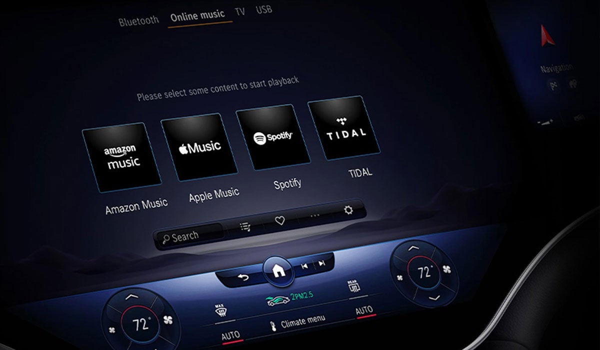 EQS touchscreen detail
